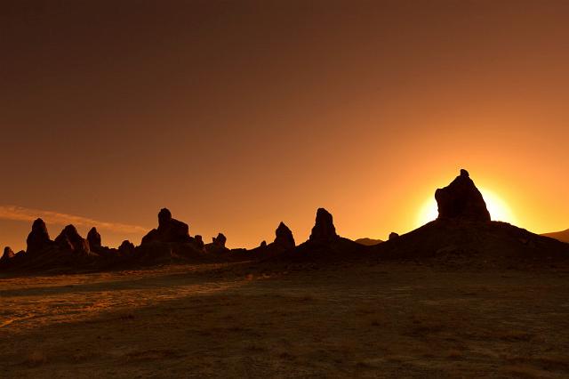 02 trona pinnacles.jpg